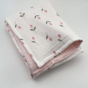 Муслиновый плед , тюльпаны